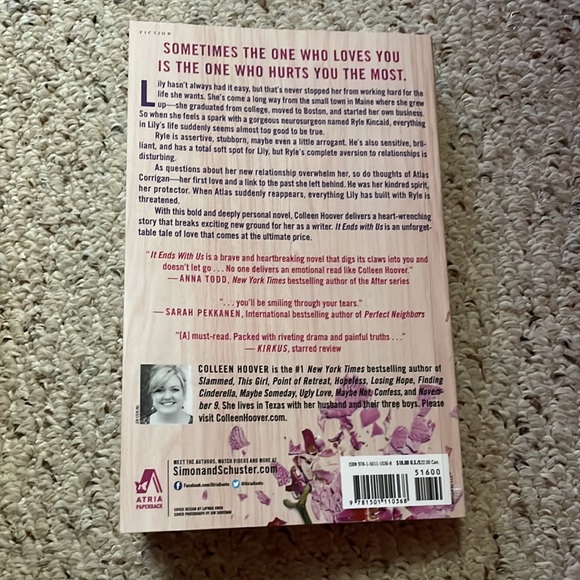 It Ends With Us Book Colleen Hoover - Picture 2 of 3